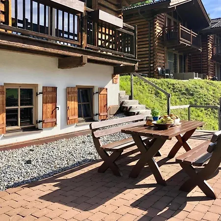 Chalet Luxurious With Sauna In Koenigsleiten