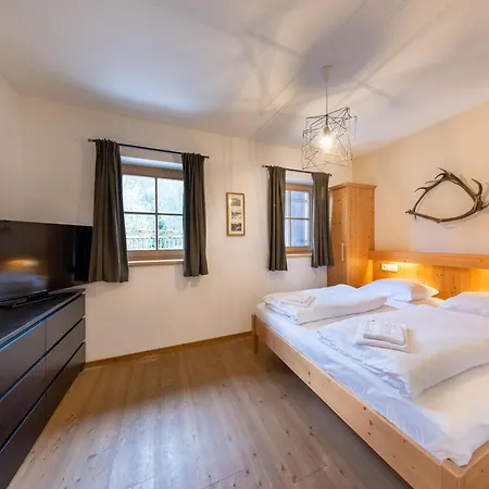 Luxurious With Sauna In Koenigsleiten * Wald im Pinzgau