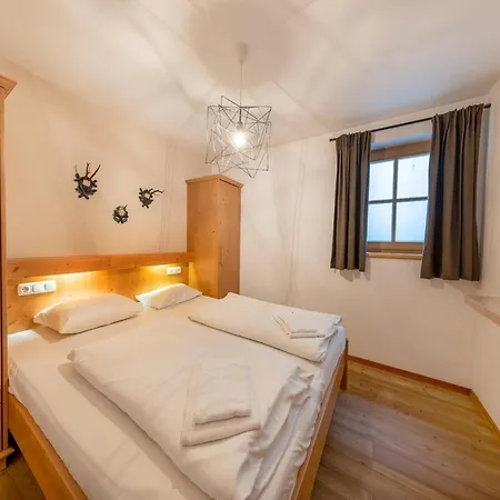Luxurious With Sauna In Koenigsleiten