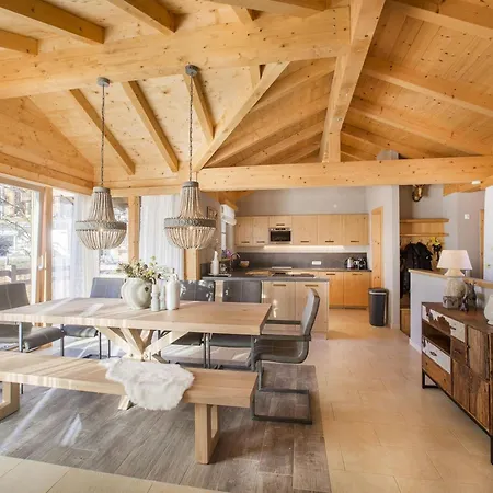 Luxurious With Sauna In Koenigsleiten Chalet